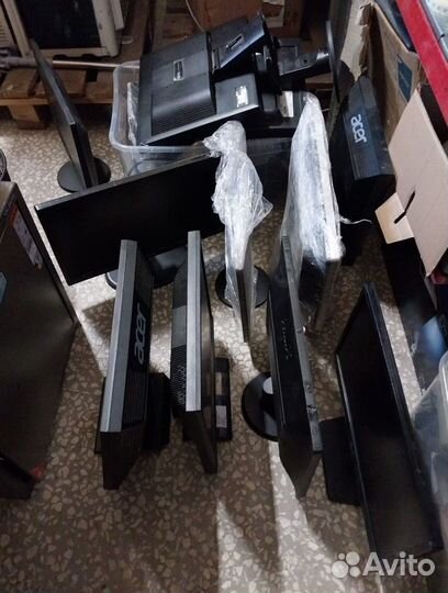 Монитор 19 дюймов