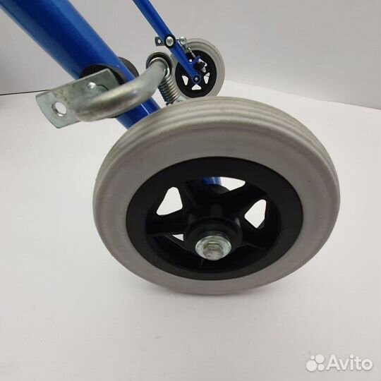 Ходунки на колёсах - роллаторы Otto Bock Yogi