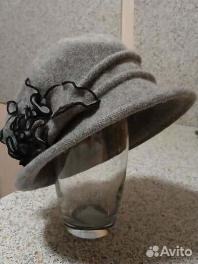 Головные уборы женские