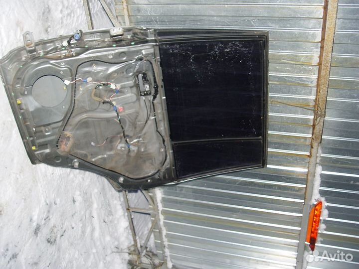 Дверь задняя правая Toyota land cruiser 100 99г