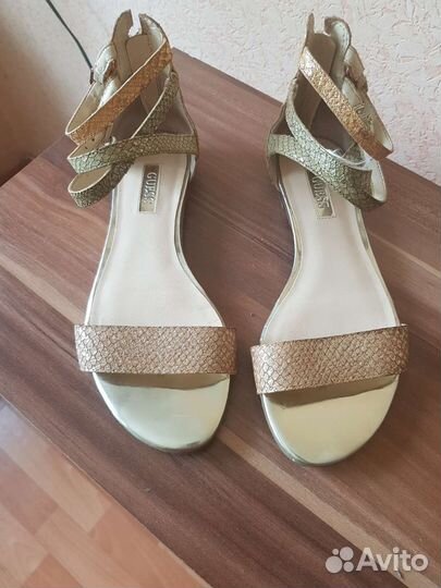Босоножки Guess 35 размер натуральная кожа