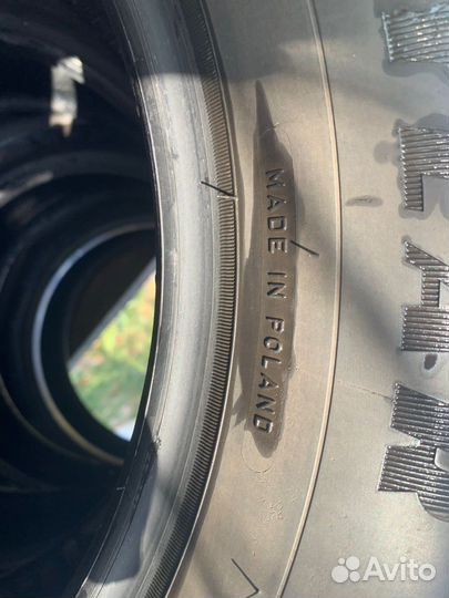 Goodyear UltraGrip Ice 2 215/65 R16