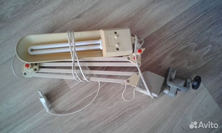 Настольные лампы