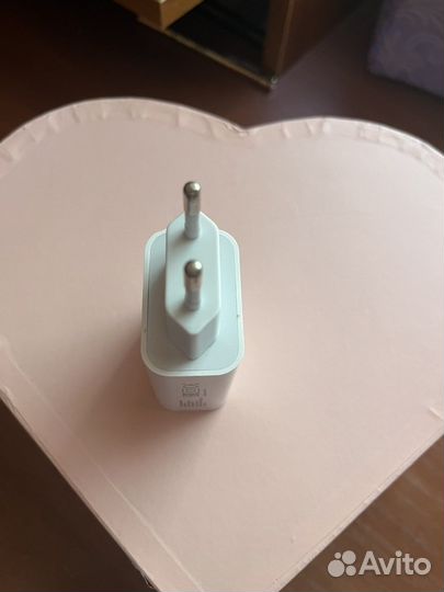 Сетевое зарядное устройство