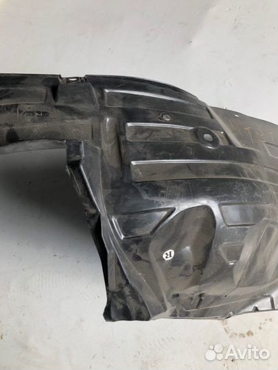 Подкрылок передний правый Nissan Qashqai J10