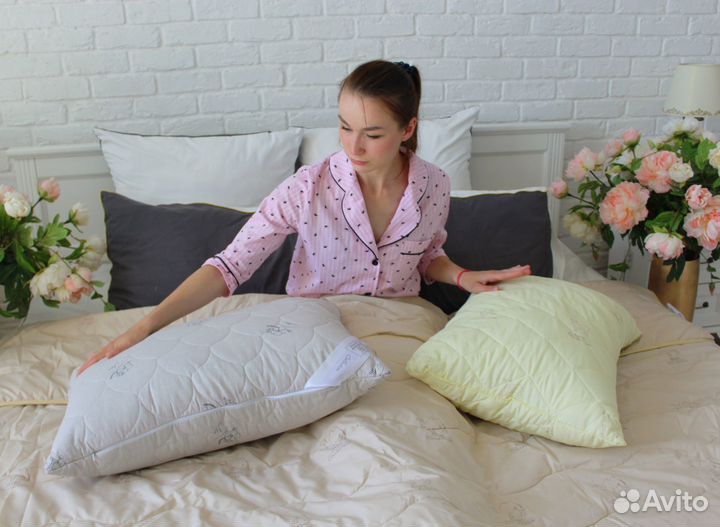 Подушка Лебяжий пух Original Collection 50х70