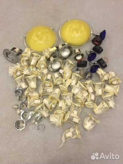 Светильник потолочный точечный