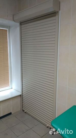 Рольставни на двери