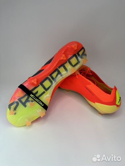 Бутсы adidas predator