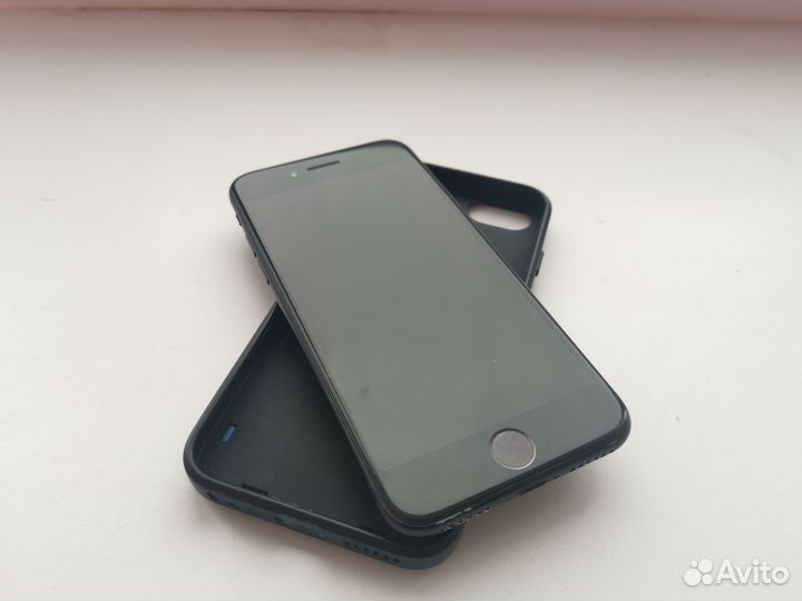 iPhone 7, 32 ГБ