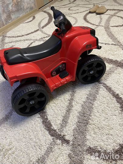 Детский электромобиль на аккумуляторе