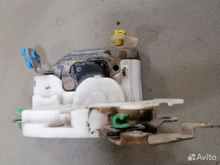 Замок двери перед.левый Nissan Almera N15 1997 диз