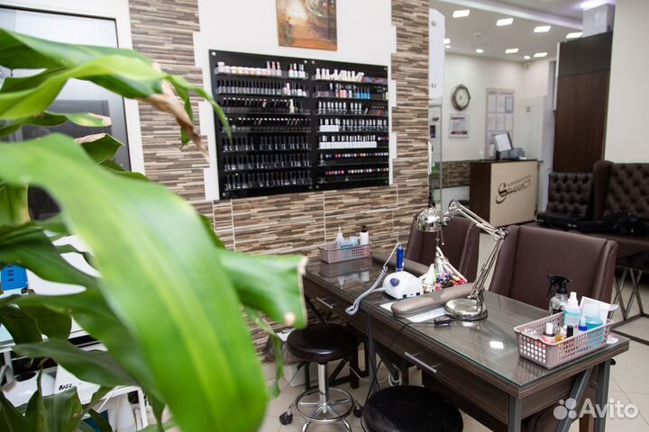 Мастер маникюра и педикюра