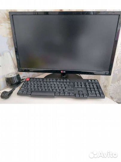 Игровой компьютер с монитором