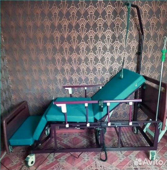 Медицинская кровать для лежачих больных D11a+apeнд