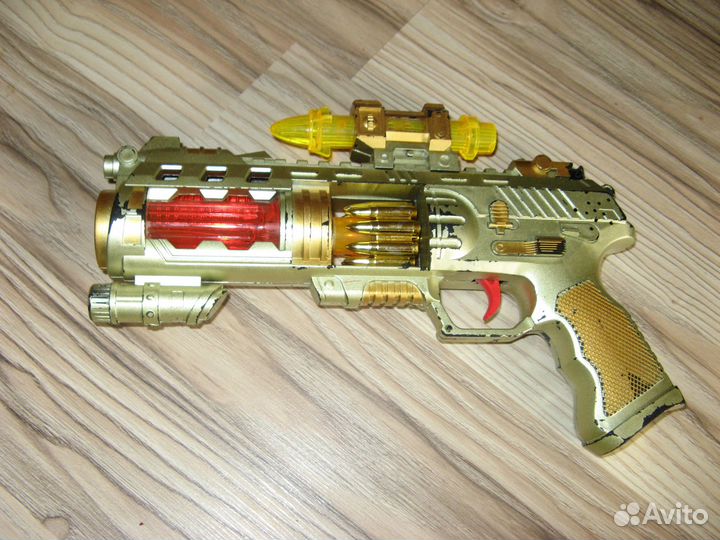 Игрушки робот трансформер, пистолет звуковые