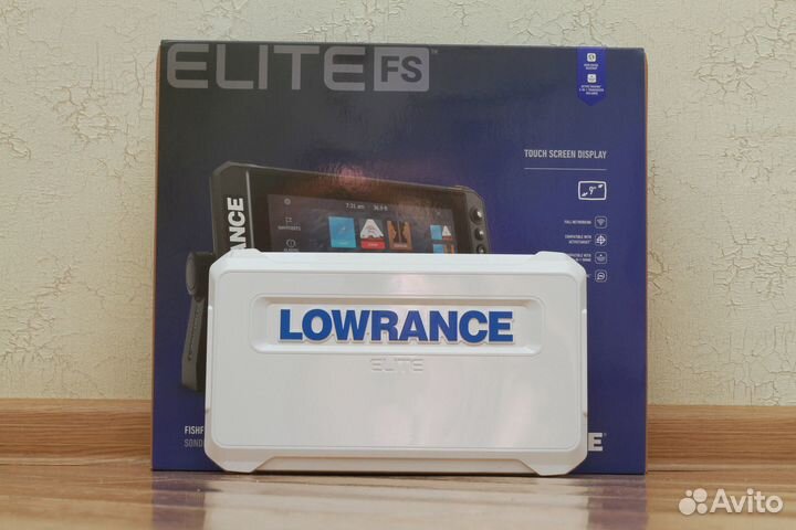 Lowrance Elite 9FS монитор с крышкой