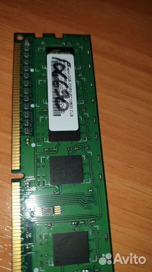 Модули памяти DDR3 и DDR1
