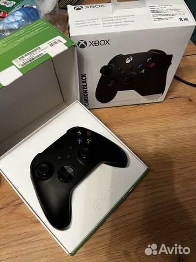 Геймпад в коробке xbox series s x черный
