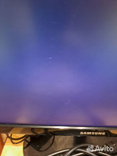 Монитор Samsung S24D300H