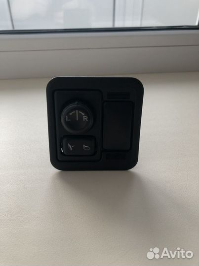 Блок управления зеркалами