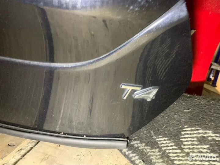 Крышка багажника Volvo V40 2014