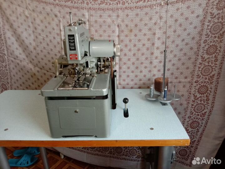 Петельная швейная машина производственная, Минерва