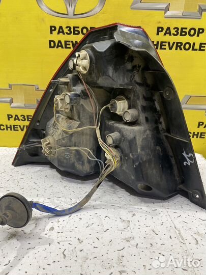 Задний правый фонарь chevrolet aveo