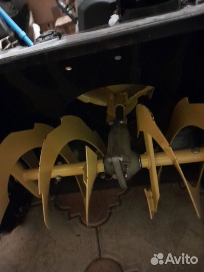 Снегоуборщик бензиновый бу хутер 4000