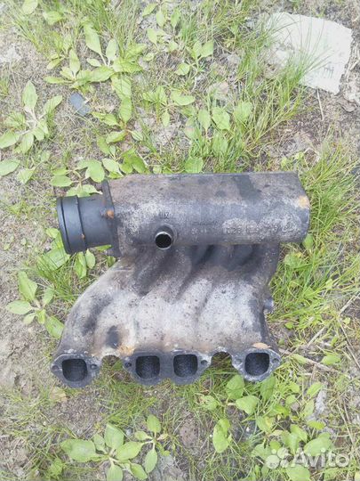 Впускной коллектор