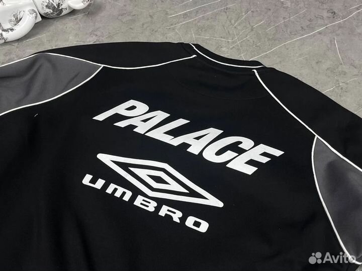 Свитшот Umbro