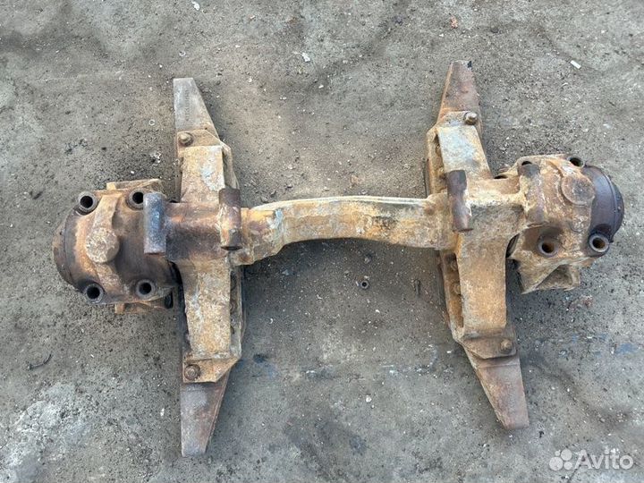 Ось балансира. Howo Zz3257M3247W грузовой-самосвал