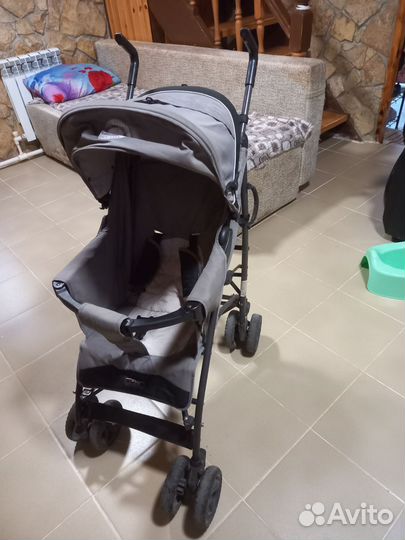 Прогулочная коляска