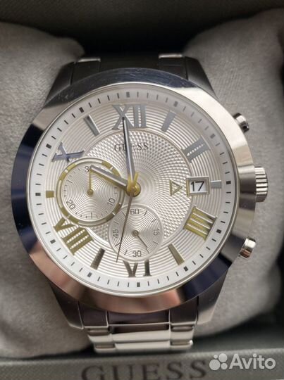 Часы guess W0668G7