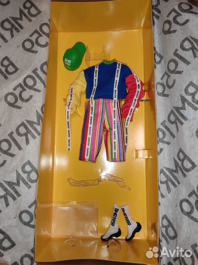 Барби Mattel коробки, сертификаты, аутфит