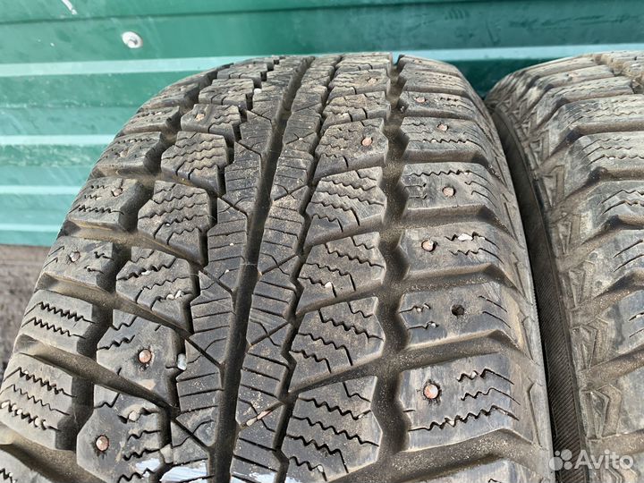 Matador MP 50 Sibir Ice 215/55 R16 93T