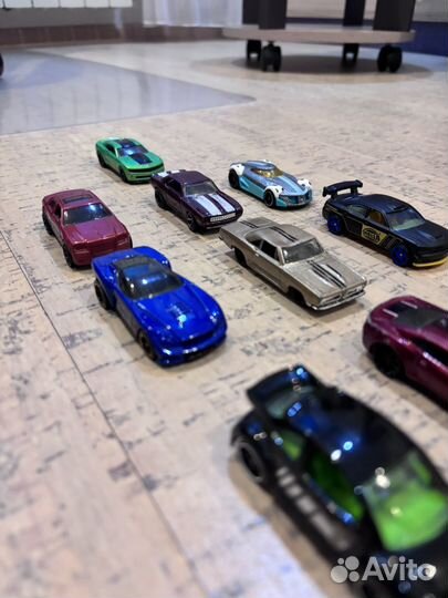 Коллекционные машинки Hot Wheels