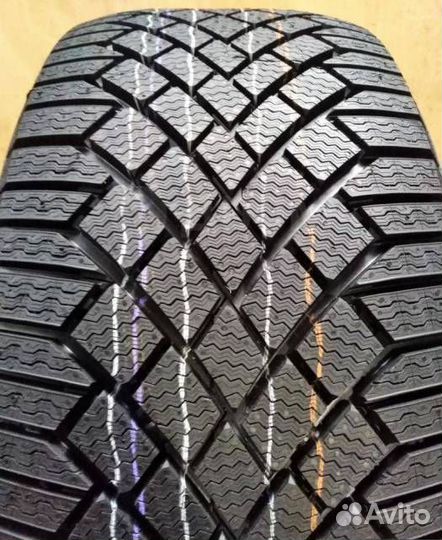 Continental ContiVikingContact 7 215/65 R16 102T