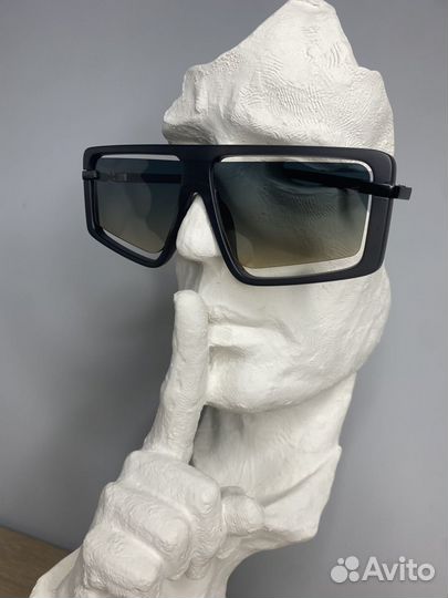 Очки новые разные. Бронь на темные