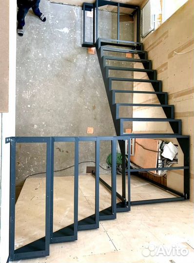 Лестница винтовая в дом