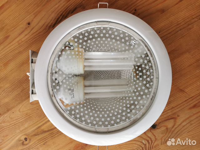Светильник потолочный (встраиваемый)