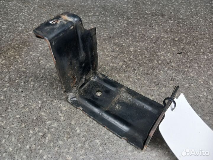 1777436 Кронштейн крепления осушителя scania