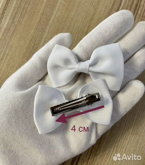 Бантики на заколке маленькие