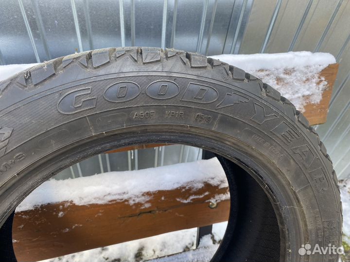 Dunlop Bi-Guard 600L 205/55 R16