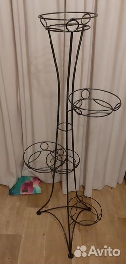 Подставка для цветов напольная металлическая