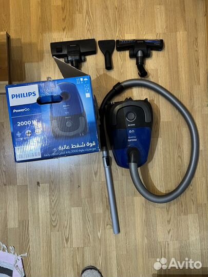 Пылесос Philips Powergo FC 8296/01