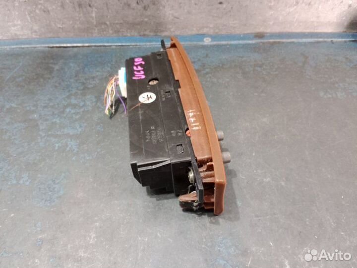 Кнопка подогрева сиденья Lexus Ls430 UCF30 UCF31