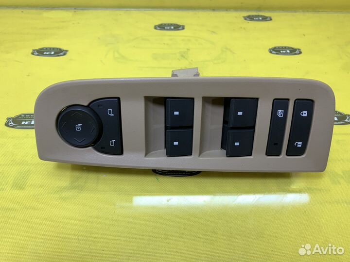 Cadillac srx блок кнопок стеклоподъемника