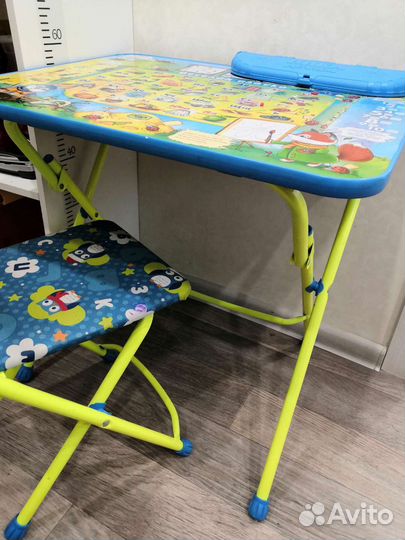 Детский стол и стул
