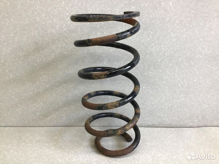 Пружина задняя Toyota Land Cruiser (120) -Prado 20